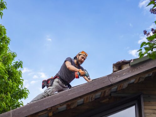 Roofer in Indianapolis, IN
